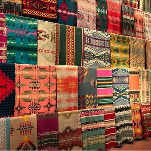 Meet your Posher, Flo